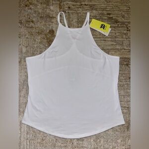 3/$15 NWT 𝐀𝐋𝐋 𝐈𝐍 𝐌𝐎𝐓𝐈𝐎𝐍 Sprint Free Tank